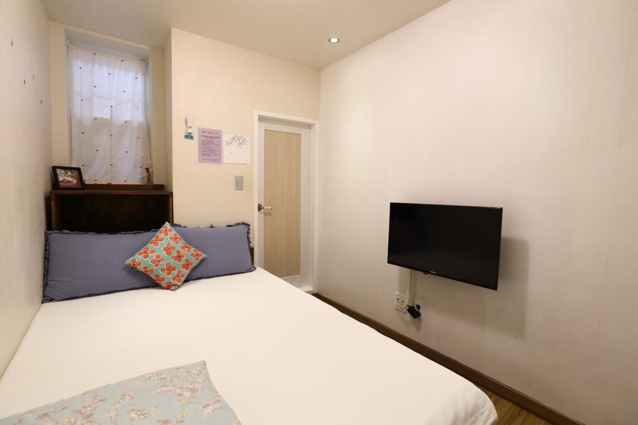 Yujung Guesthouse Jeonju Buitenkant foto