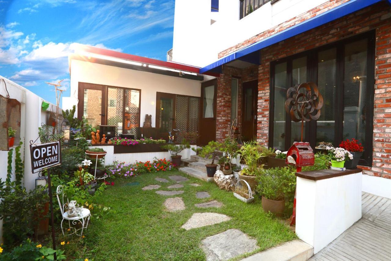 Yujung Guesthouse Jeonju Buitenkant foto